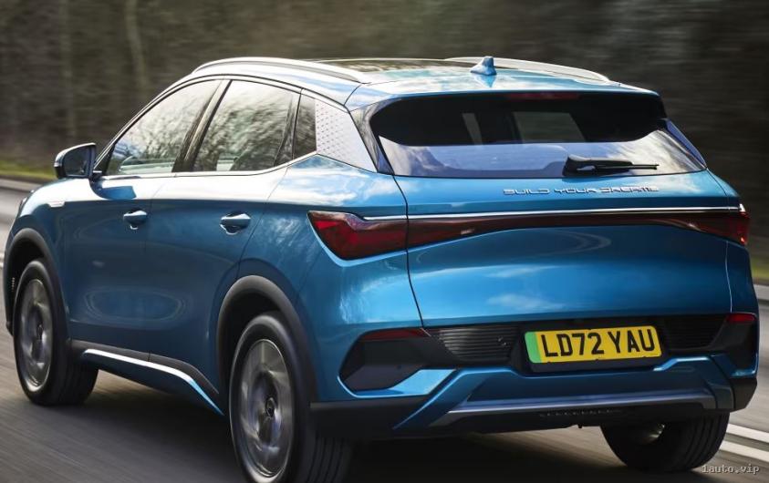 Óptica trasera del BYD Atto 3